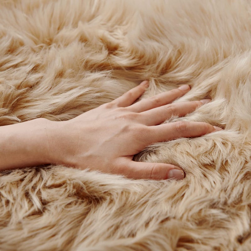 SERISSA Ultra Soft Round Faux Sheepskin Fur Area Rug Beige Circular Shaggy Rug Round Fluffy Area Rugs Plush Circle Floor Carpet Mat for Bedroom Living Room Floor Decor, 3ft Diameter (Beige) - Image 3